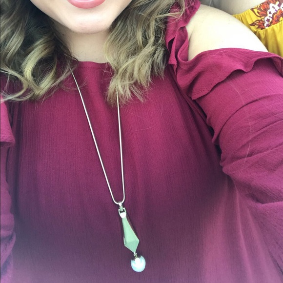 Old Navy Burgundy Split Flutter Sleeve Dress L - Picture 2 of 2